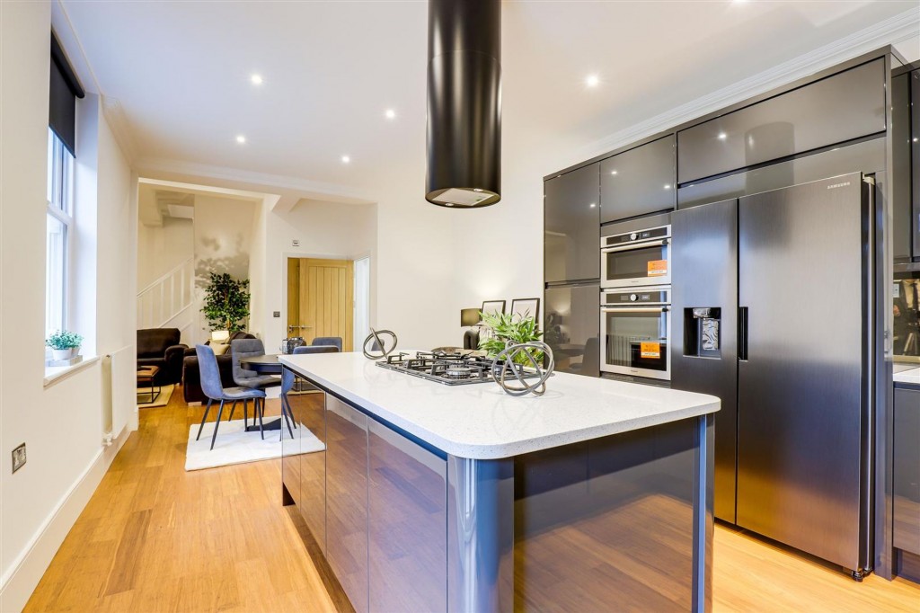 Mapperley Road, Nottingham, NG3