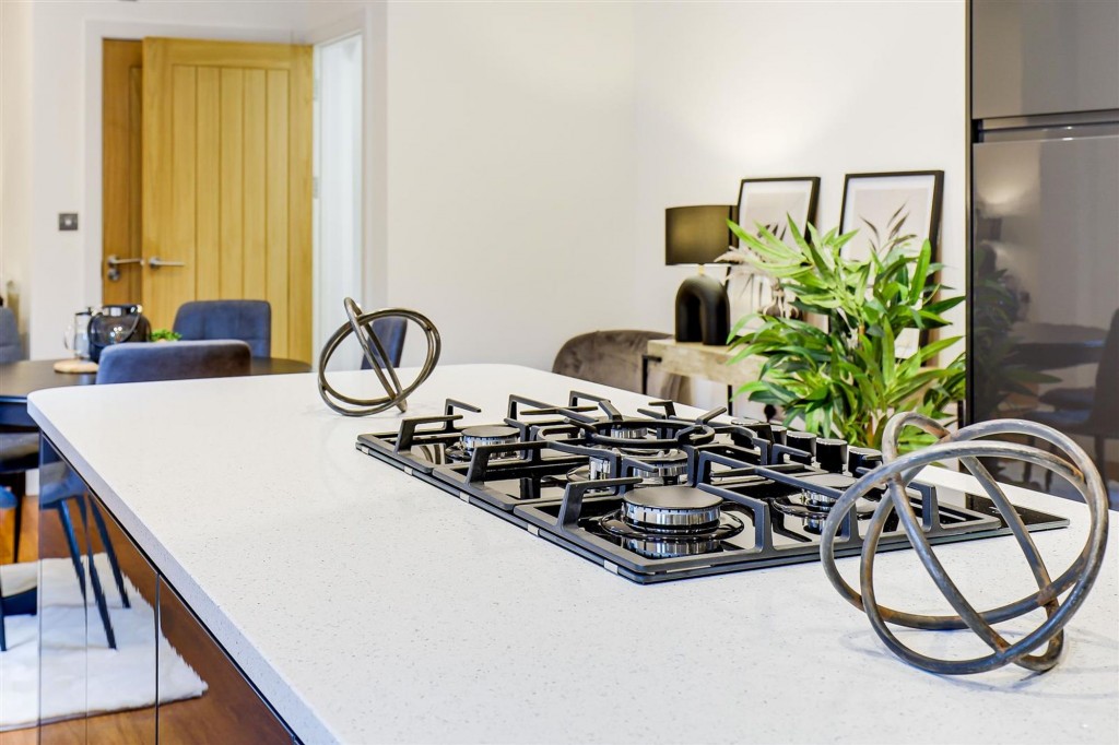 Mapperley Road, Nottingham, NG3