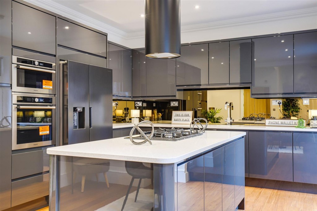 Mapperley Road, Nottingham, NG3