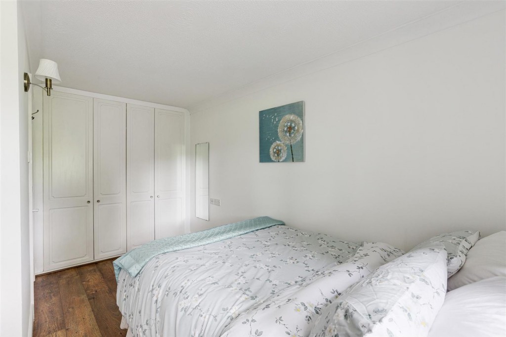 Risley, Risley Hall, DE72