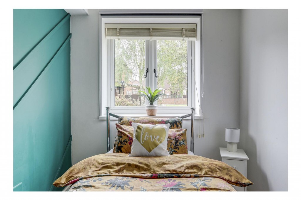 Risley, Risley Hall, DE72