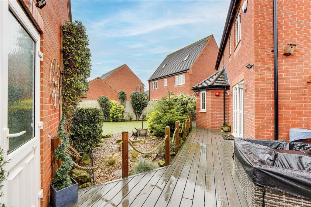 Barnard Drive, Boulton Moor, DE24