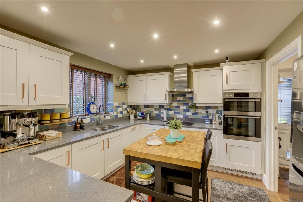 Barnard Drive, Boulton Moor, DE24