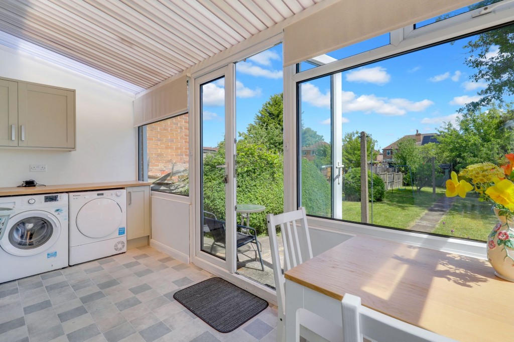 Dovedale Road, Nottingham, NG3