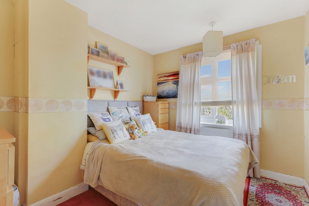 Dovedale Road, Nottingham, NG3