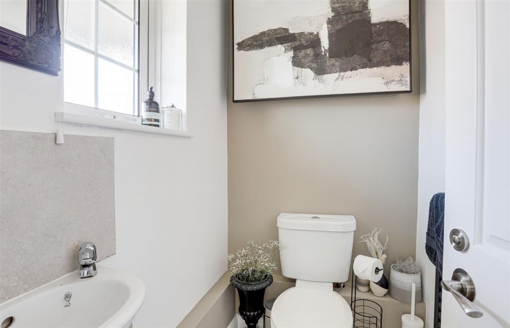 Wychwood Drive, Trowell, NG9