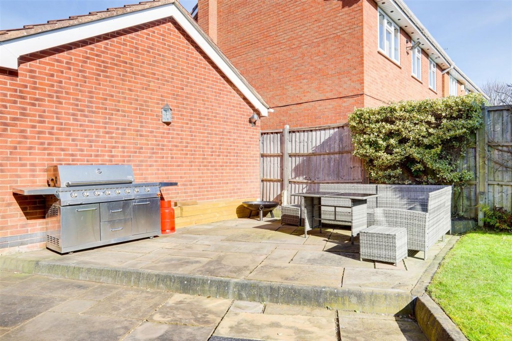 Wychwood Drive, Trowell, NG9