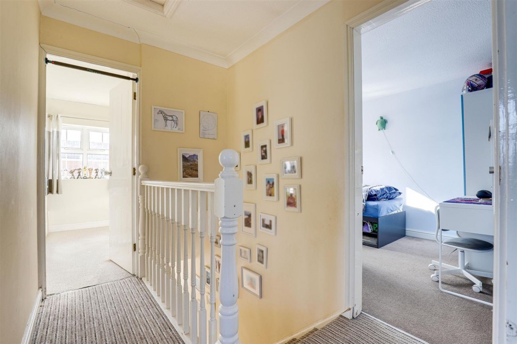 Orpean Way, Toton, NG9