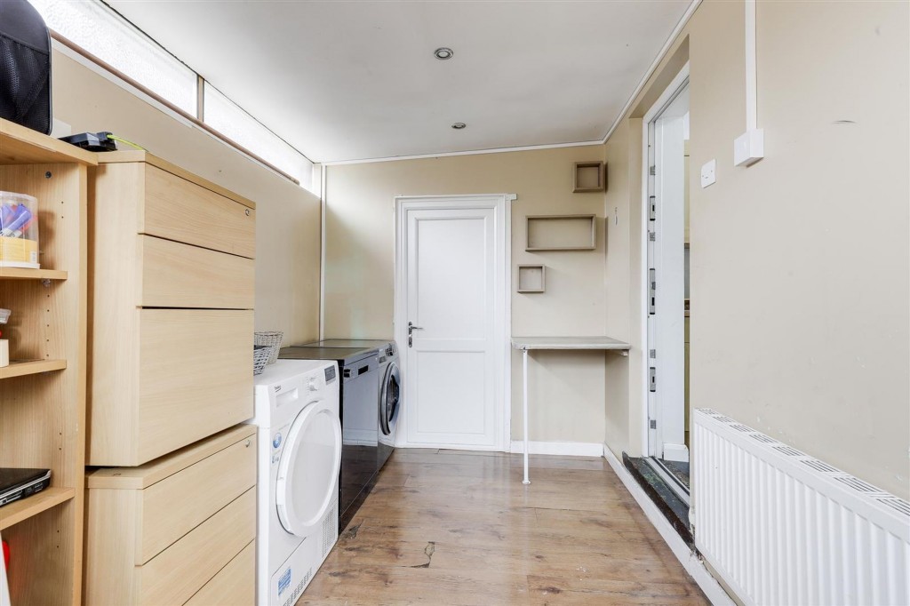 Ravensworth Road, Nottingham, NG6