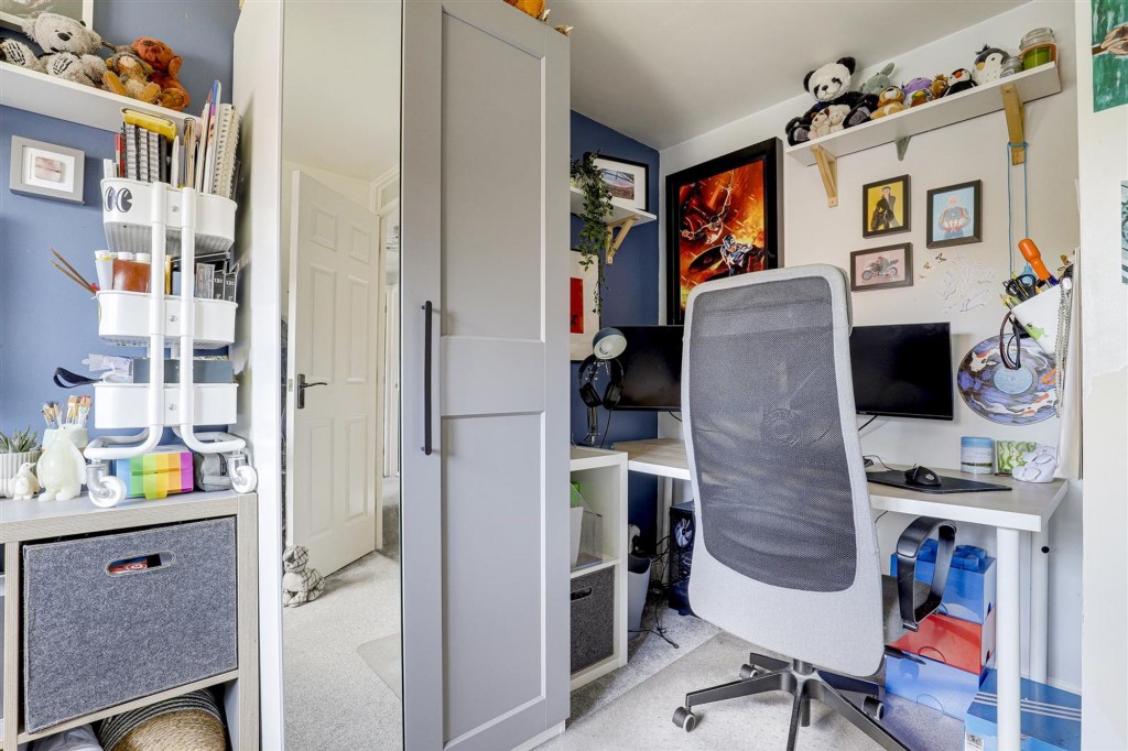 Bassett Close, Ilkeston, DE7