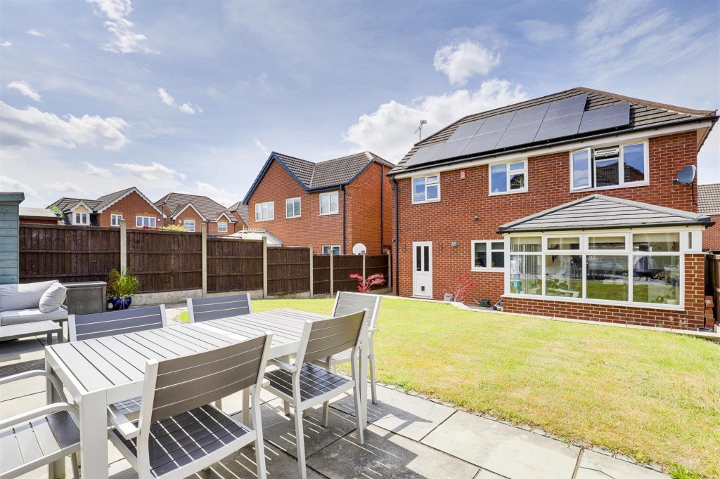 Bassett Close, Ilkeston, DE7