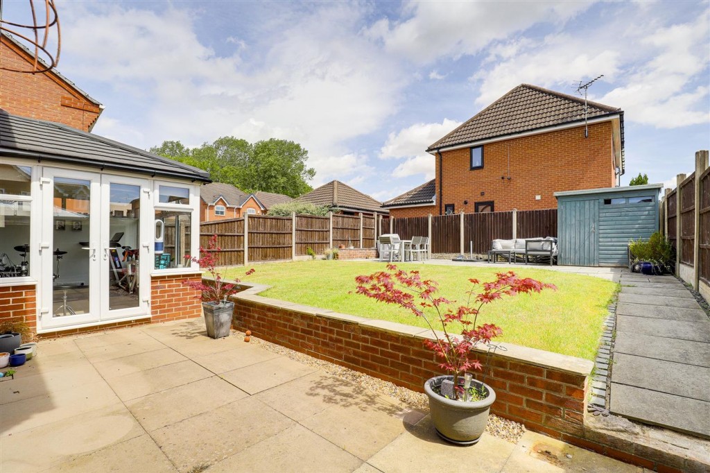 Bassett Close, Ilkeston, DE7