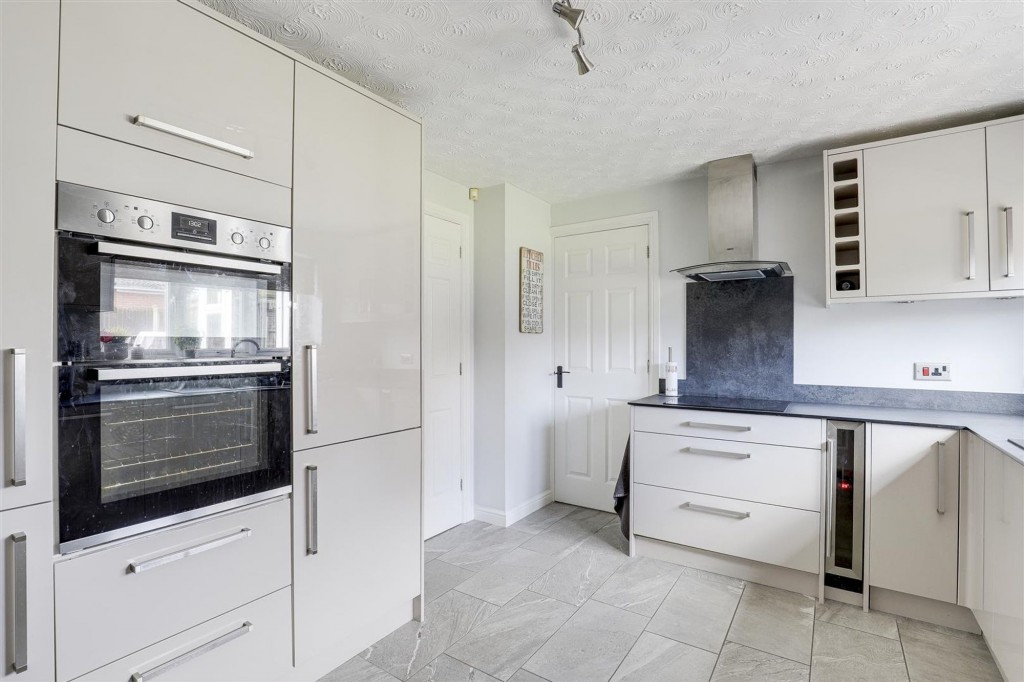 Bassett Close, Ilkeston, DE7