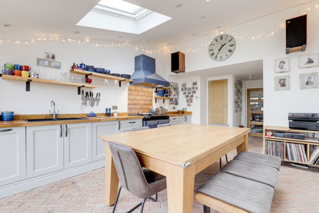 Shelt Hill, Woodborough, NG14