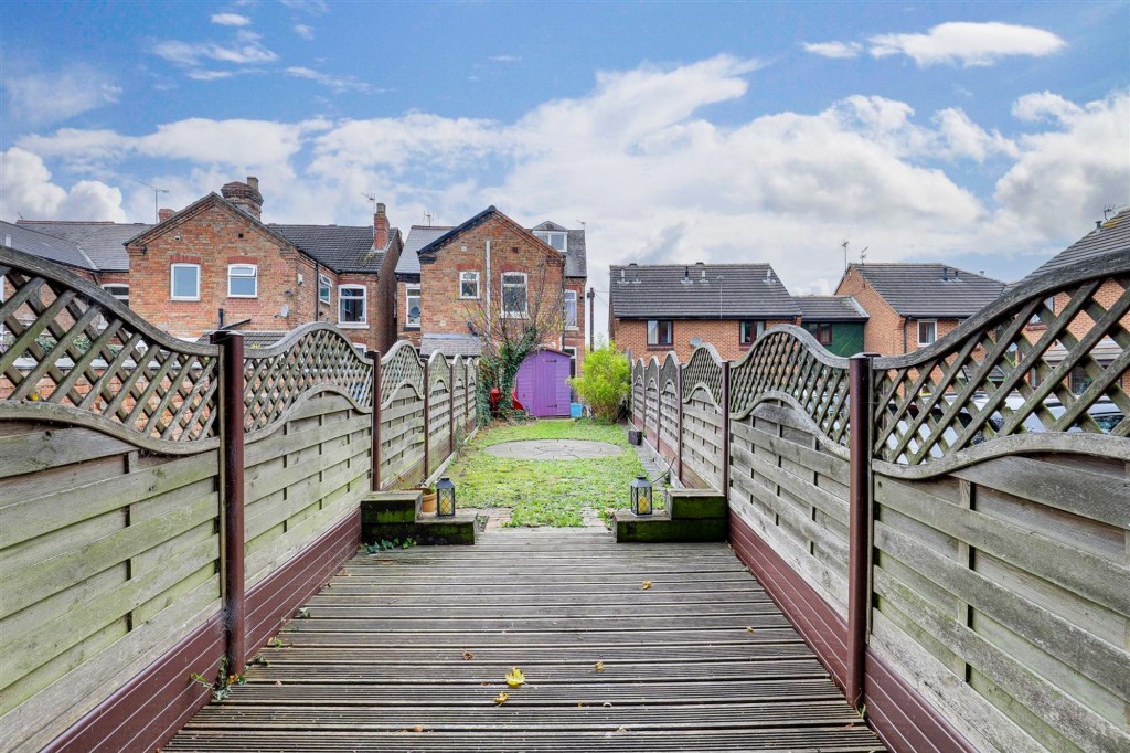 Market Street, Draycott, DE72