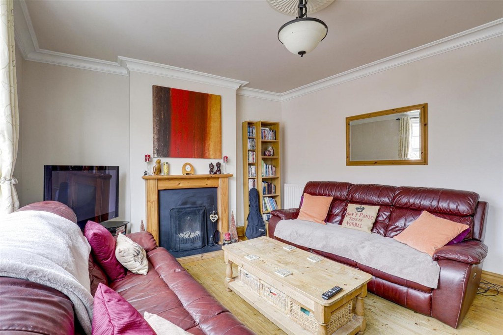 Market Street, Draycott, DE72