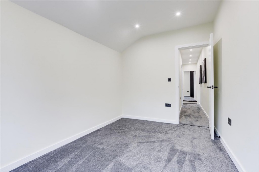 Kent Road, Nottingham, NG3