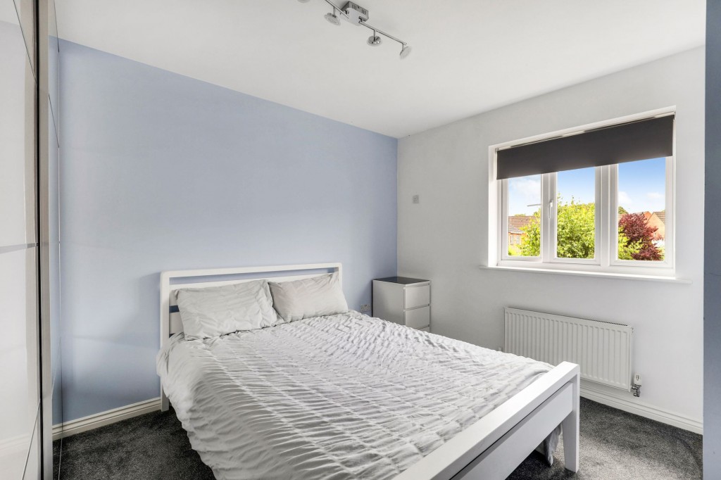 Snowdrop Close, Hucknall, NG15
