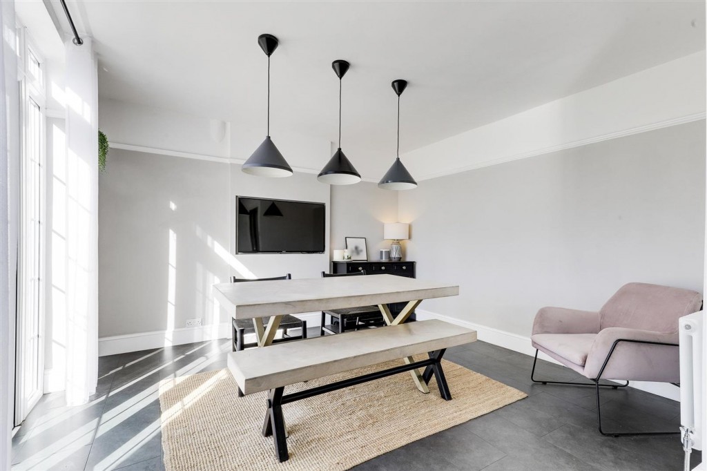 Redhill Road, Arnold, NG5