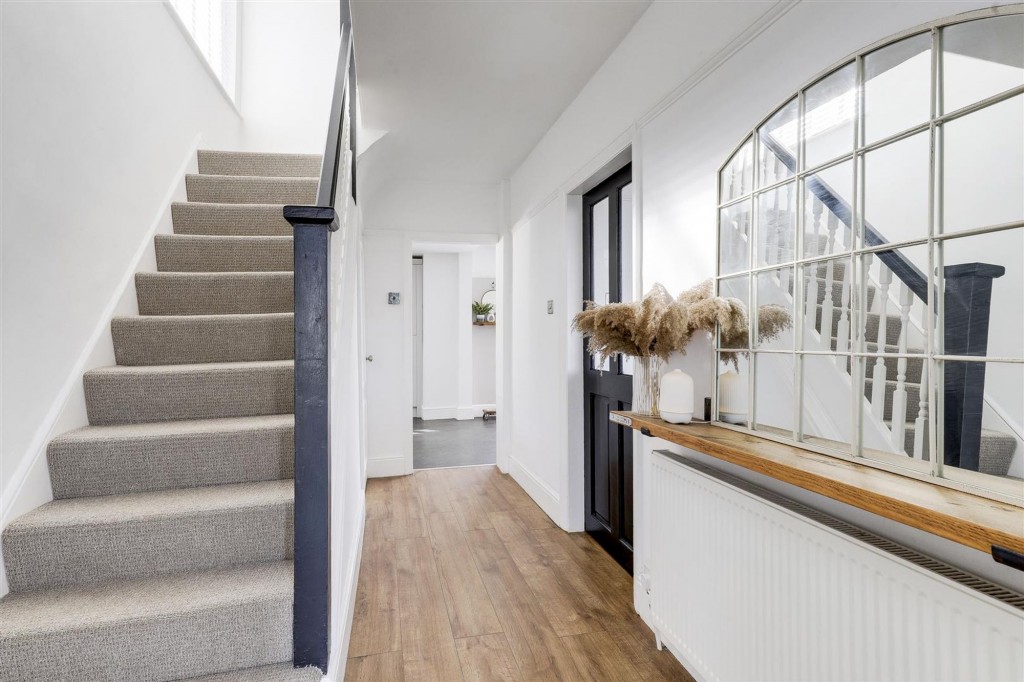 Redhill Road, Arnold, NG5