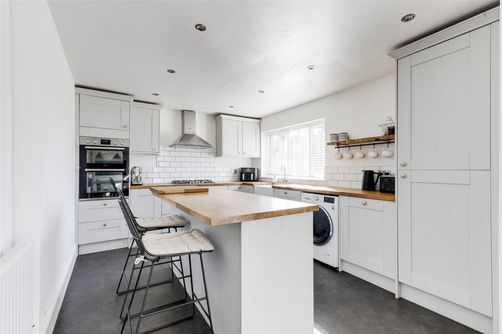 Redhill Road, Arnold, NG5