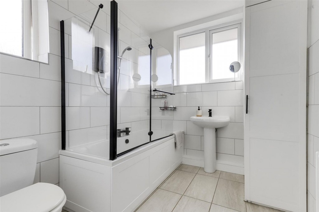 Redhill Road, Arnold, NG5