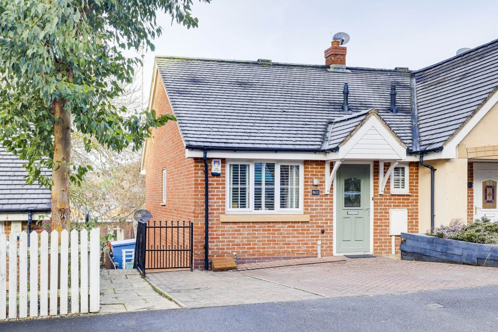 Blackthorn Close, Gedling, NG4