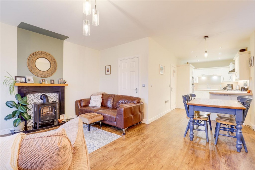 Blackthorn Close, Gedling, NG4