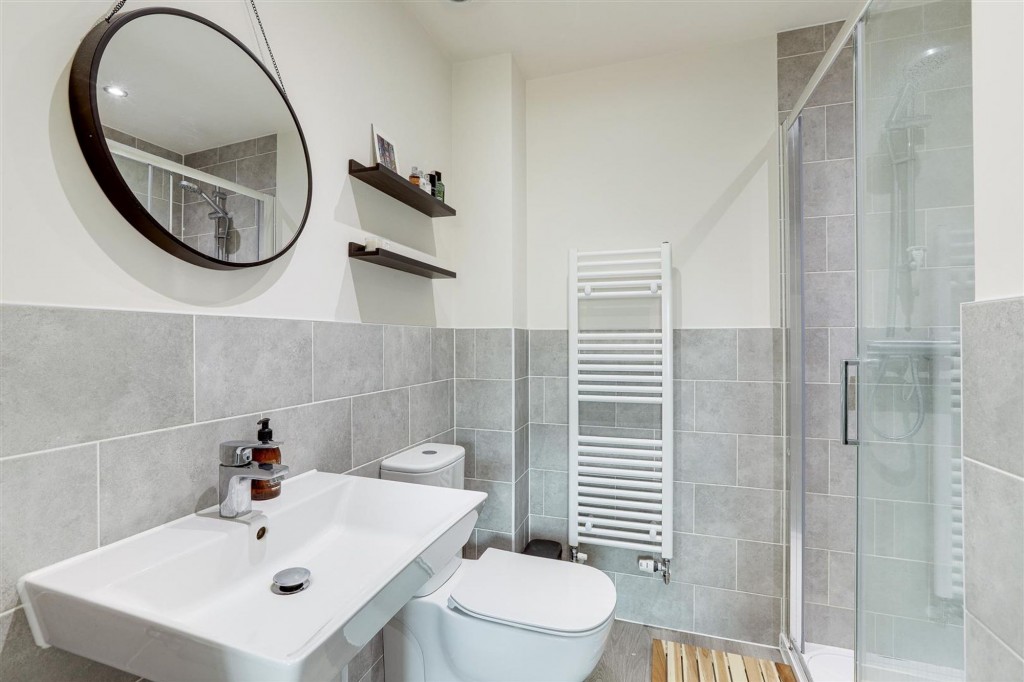 Johnson Road, Bingham, NG13