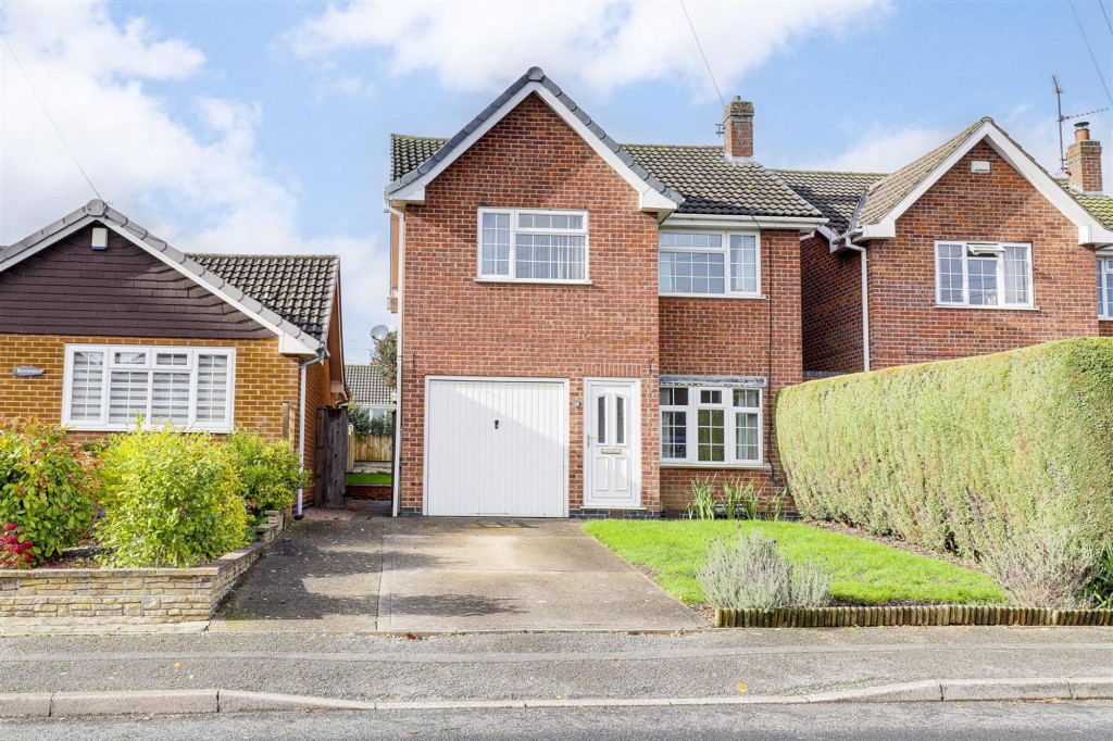Jumelles Drive, Calverton, NG14