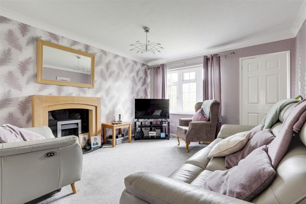 Jumelles Drive, Calverton, NG14