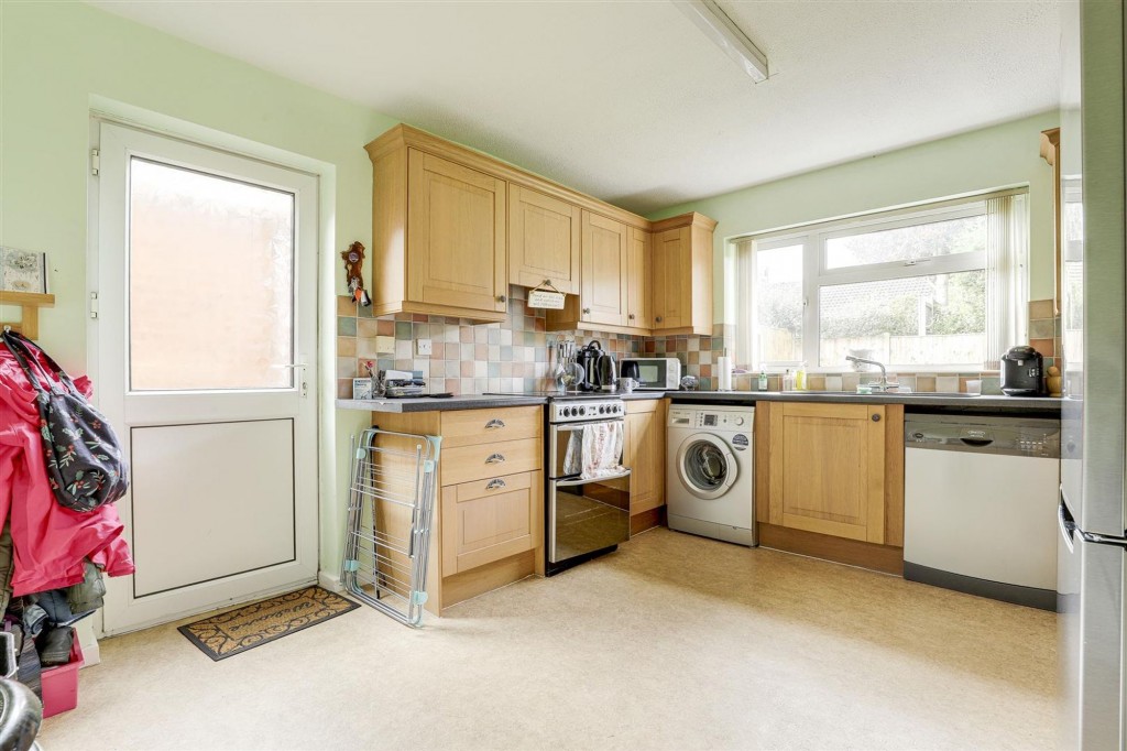 Jumelles Drive, Calverton, NG14