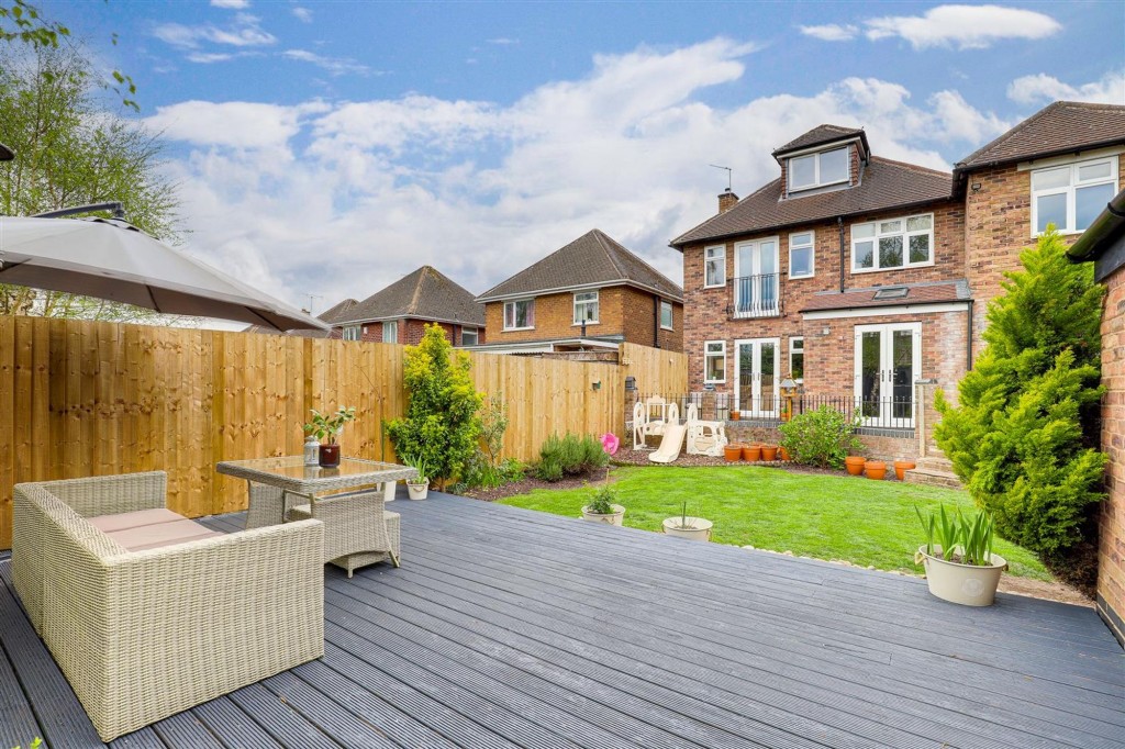 Cedarland Crescent, Nuthall, NG16