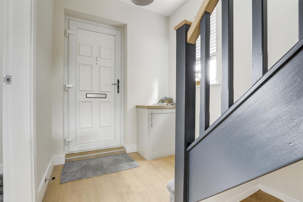 Abbots Close, Daybrook, NG5