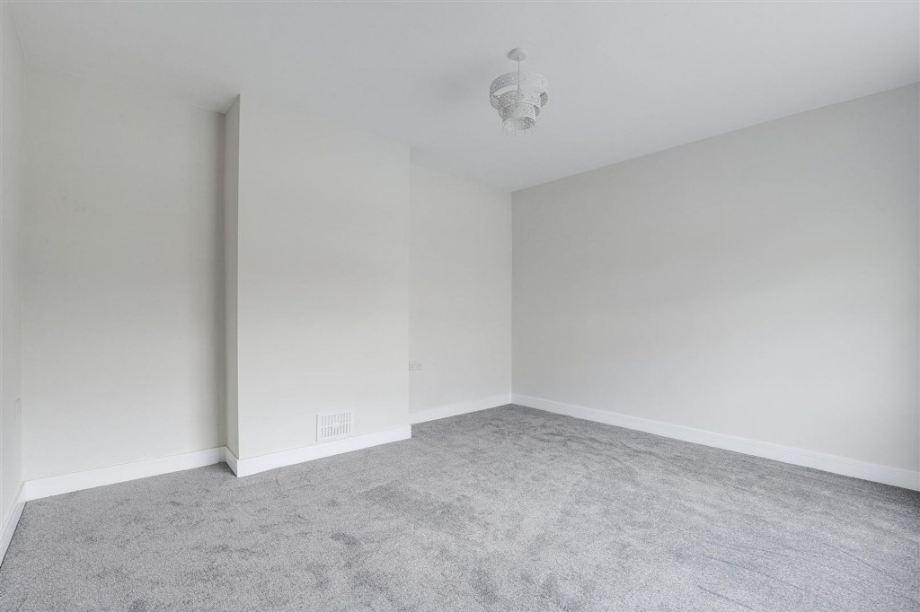 Abbots Close, Daybrook, NG5