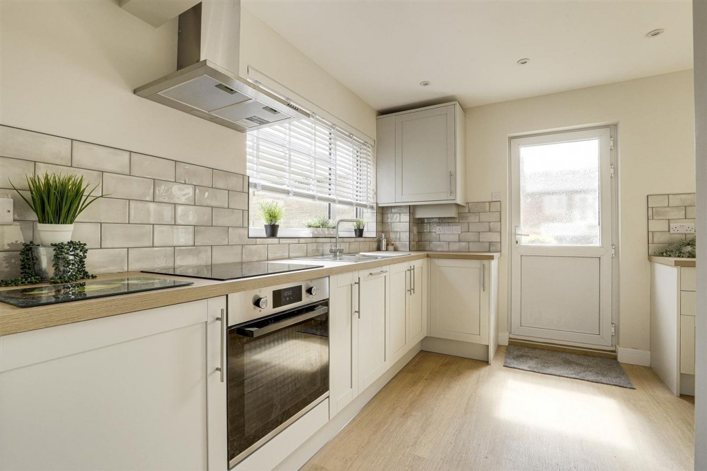 Abbots Close, Daybrook, NG5