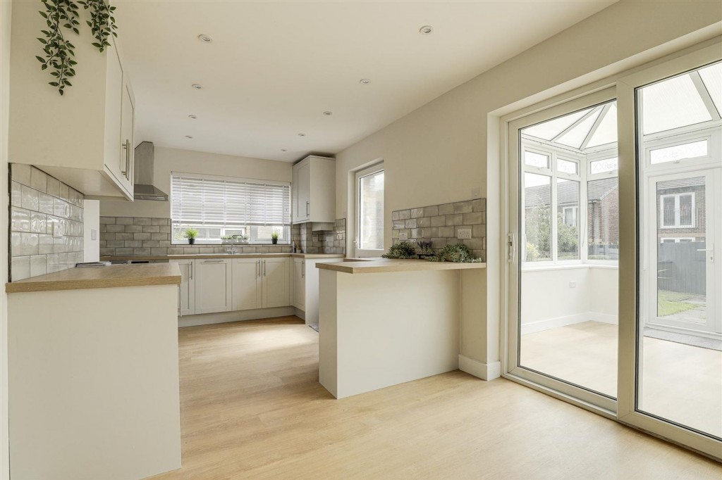 Abbots Close, Daybrook, NG5