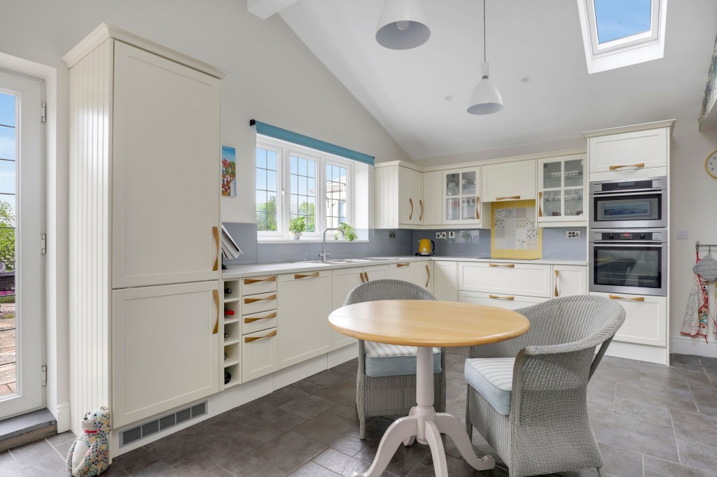 Shelt Hill, Woodborough, NG14