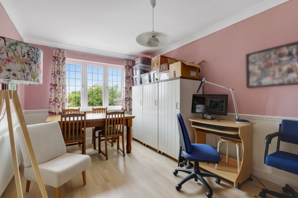 Shelt Hill, Woodborough, NG14