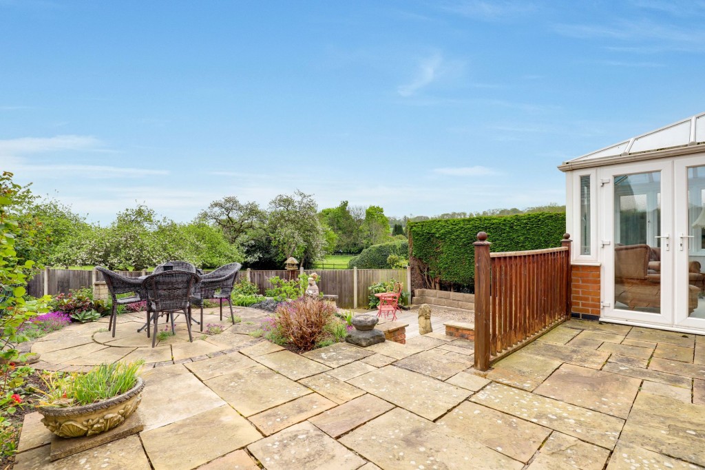 Shelt Hill, Woodborough, NG14