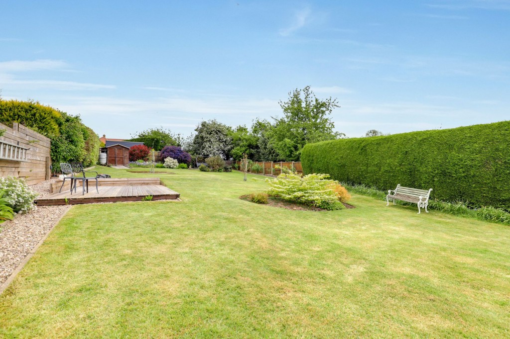 Shelt Hill, Woodborough, NG14