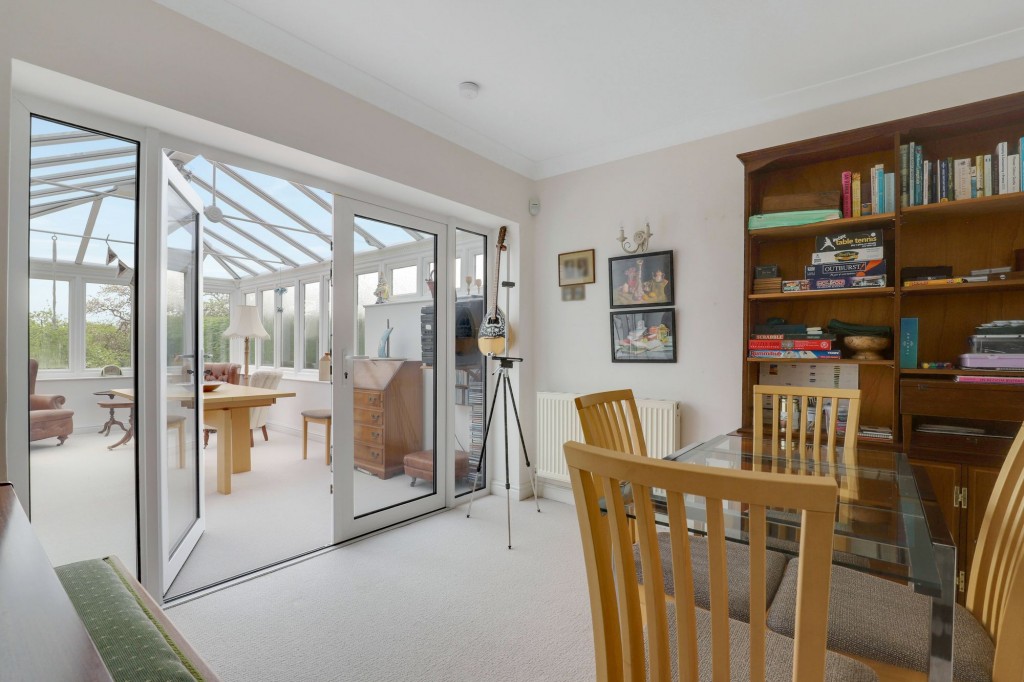 Shelt Hill, Woodborough, NG14