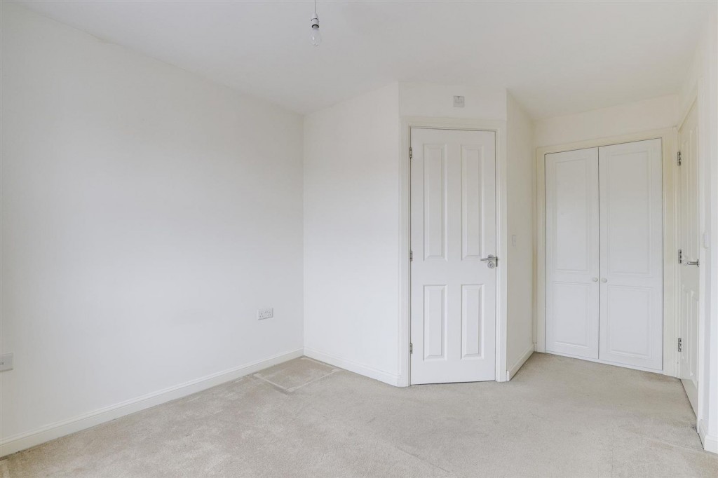 Paton Court, Calverton, NG14