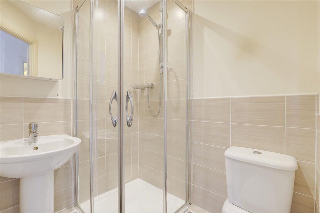 Paton Court, Calverton, NG14