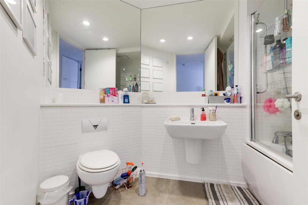 Canal Street, Nottingham, NG1