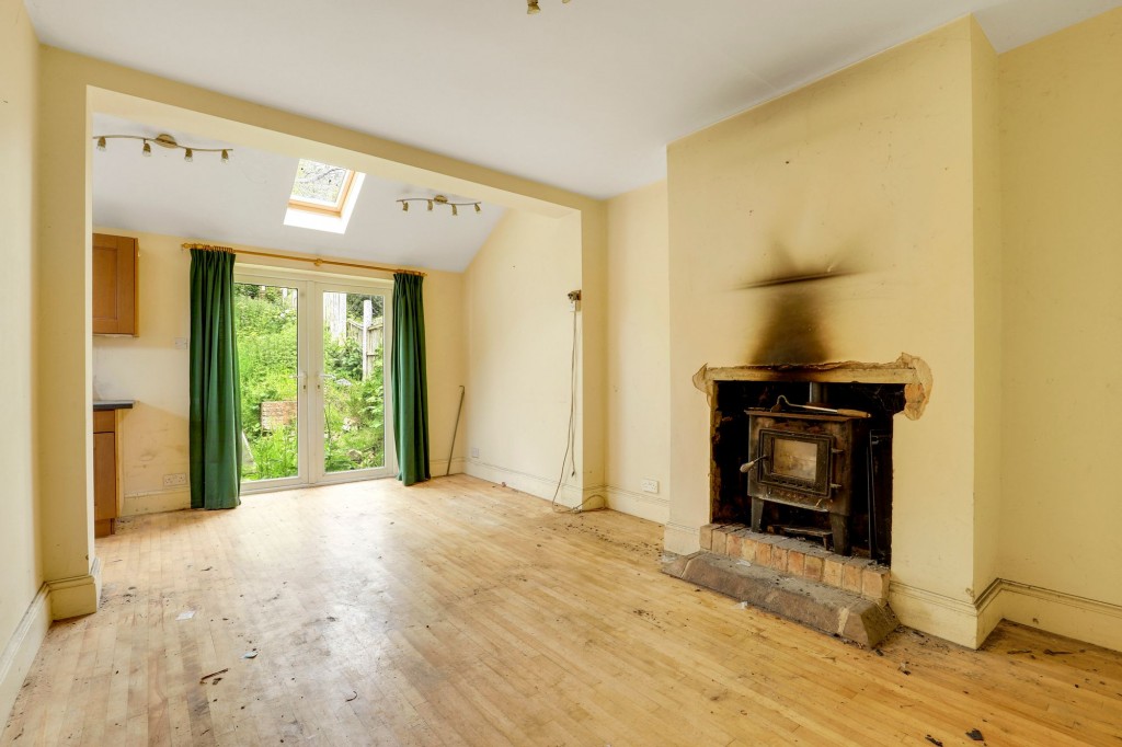 Midland Road, Carlton, NG4