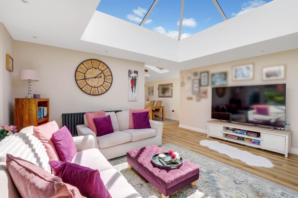 Temple Crescent, Nuthall, NG16
