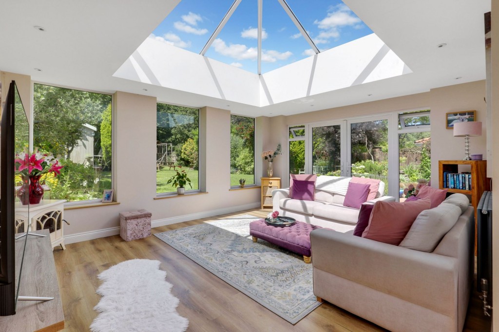 Temple Crescent, Nuthall, NG16