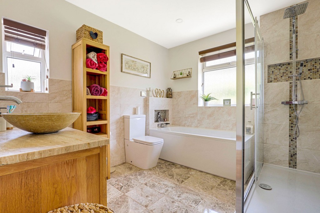 Temple Crescent, Nuthall, NG16
