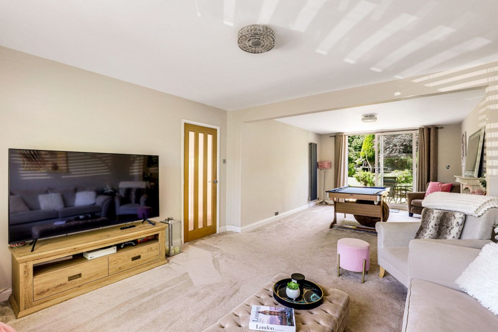 Temple Crescent, Nuthall, NG16